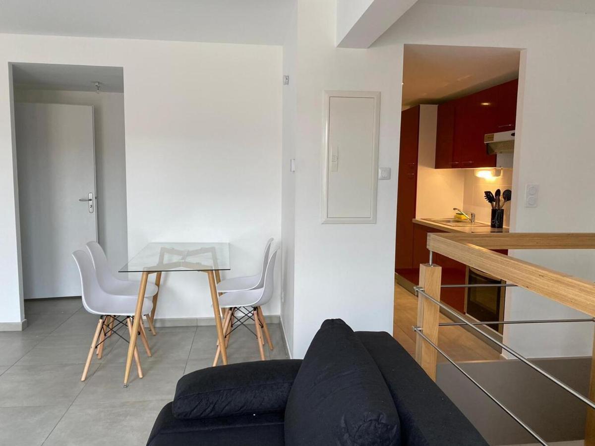 301 - Appartement Duplex Moderne - Jeanne D Arc, Toulouse Kültér fotó